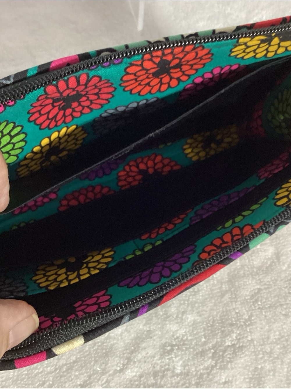 Vera Bradley Disney Mickey & Minnie Mouse Magical Blooms Zipper Wristlet Wallet - Picture 6 of 9